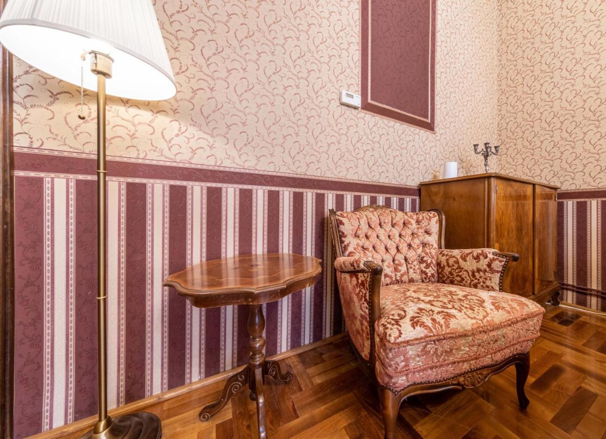Josephine Studio Budapeste Exterior foto